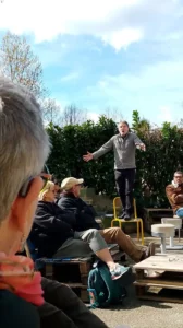 REPRÉSENTATIONS EN EXTÉRIEUR