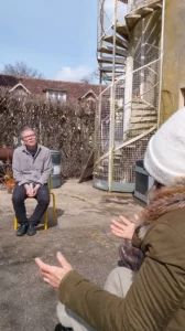 REPRÉSENTATIONS EN EXTÉRIEUR